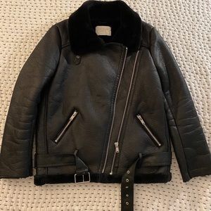 Zara faux sharping leather jacket size medium
